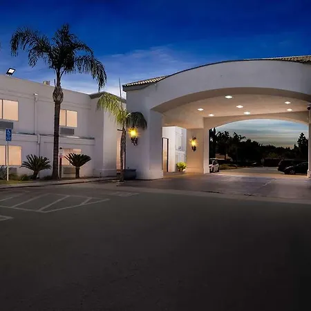 Hourglass Hotel, Ascend Hotel Collection